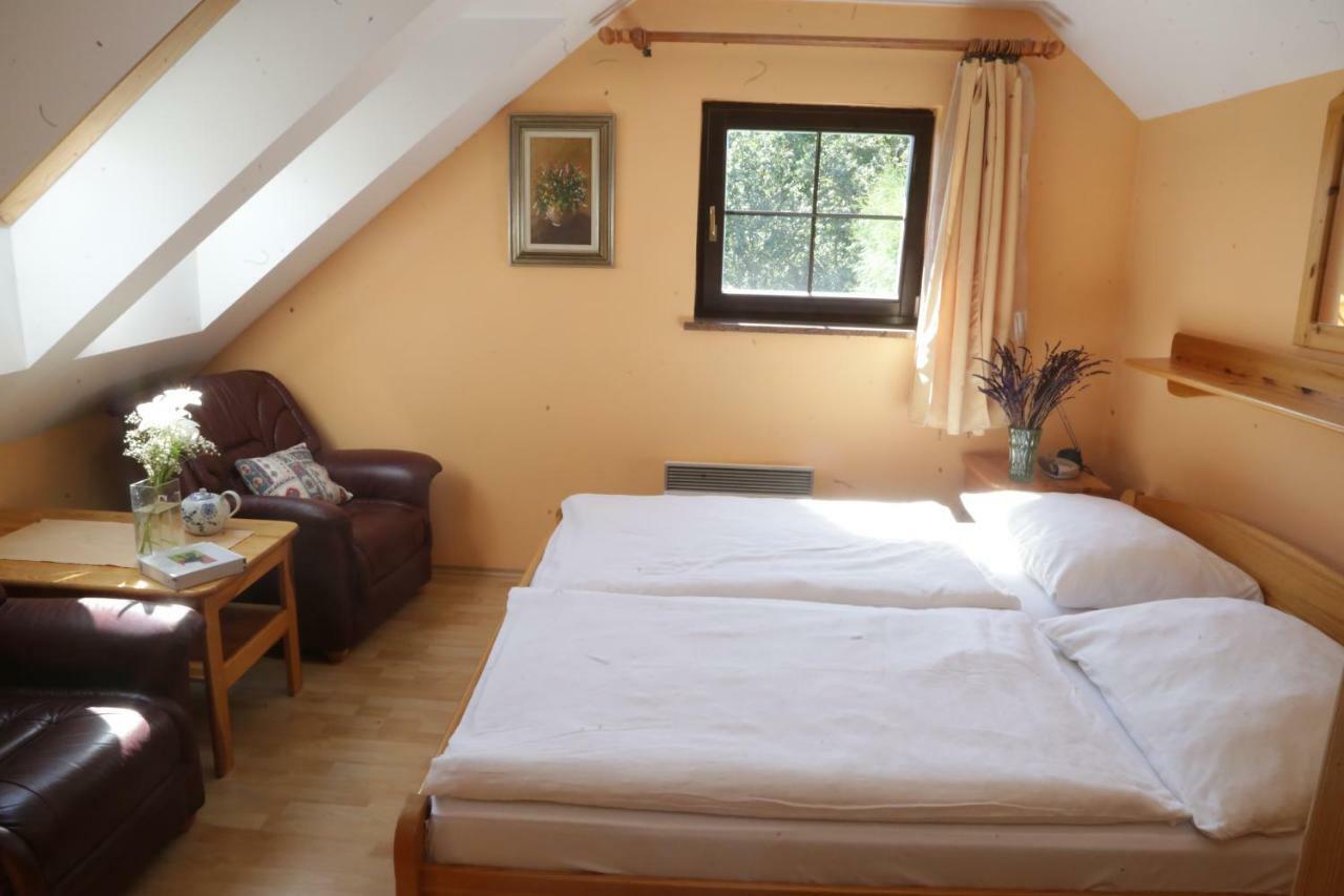 Apartman Kristina Ivachnova 49 Bešeňová Eksteriør billede